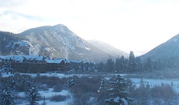 scenery4.jpg (20334 bytes)